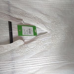 Lilly Pulitzer Sarasota Tunic - Resort white w/ Beading - New w/ tags - sz Med